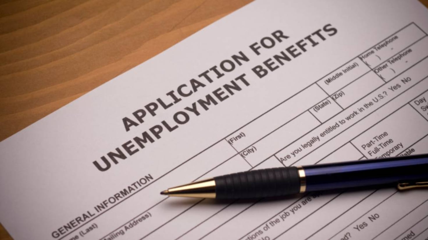 How much have claims for unemployment benefits increased in the US and which states are suffering the most?